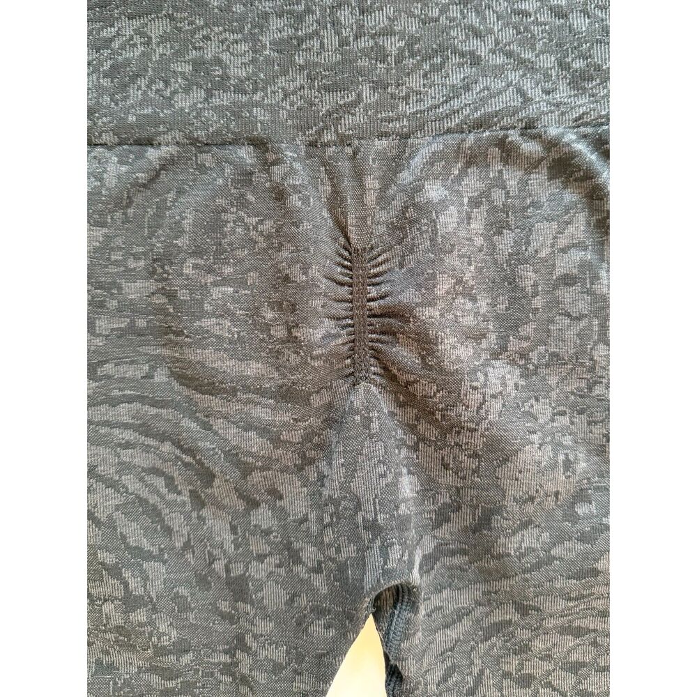 Gymshark Adapt Animal Seamless Black High Rise Leggings M - Picture 5 of 6
